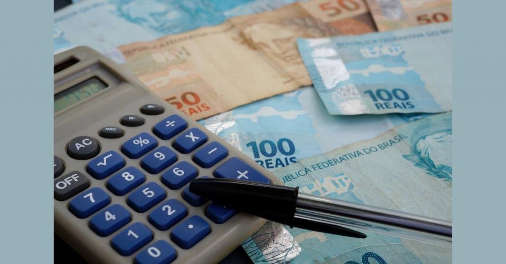Finanças Pessoais: Transforme Sua Relação com o Dinheiro Hoje!
